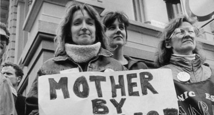 Ativismo em torno do nascimento na Europa